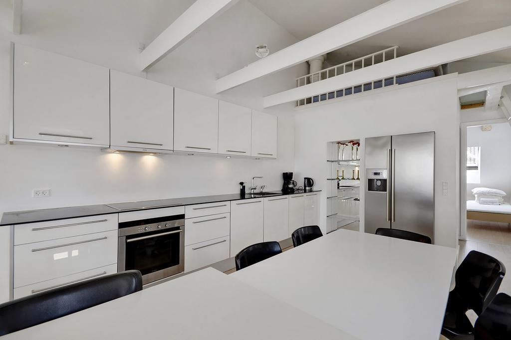 Lejlighed Westend Penthouse Apartment